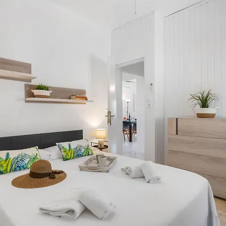 Villa Ametler - Plusholidays