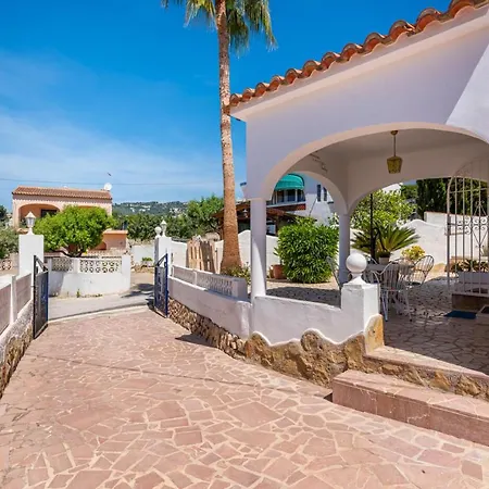 Ametler - Plusholidays Villa